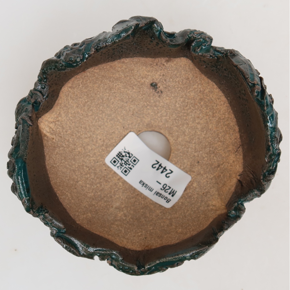 Ceramic Shell  10 x 10 x 8 cm, green