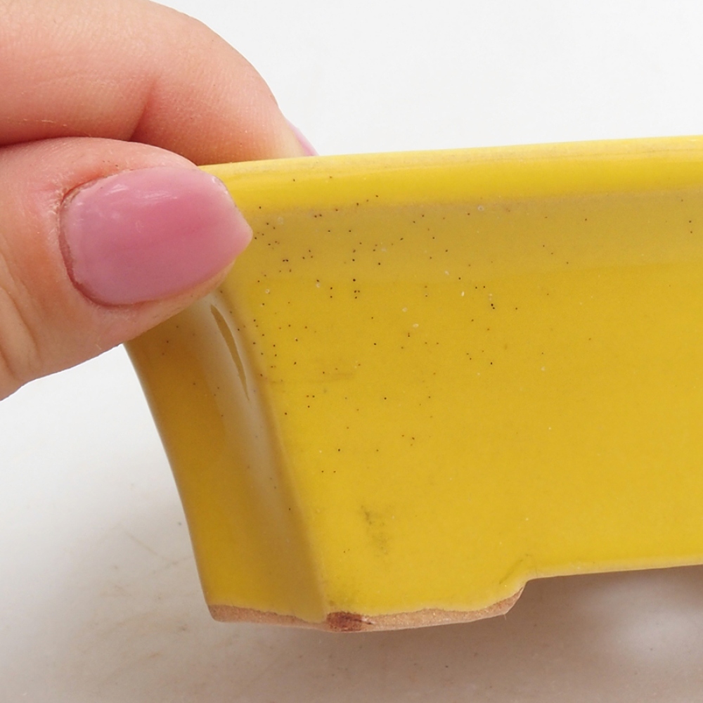 Ceramic bonsai bowl 13 x 10,5 x 4 cm, color yellow