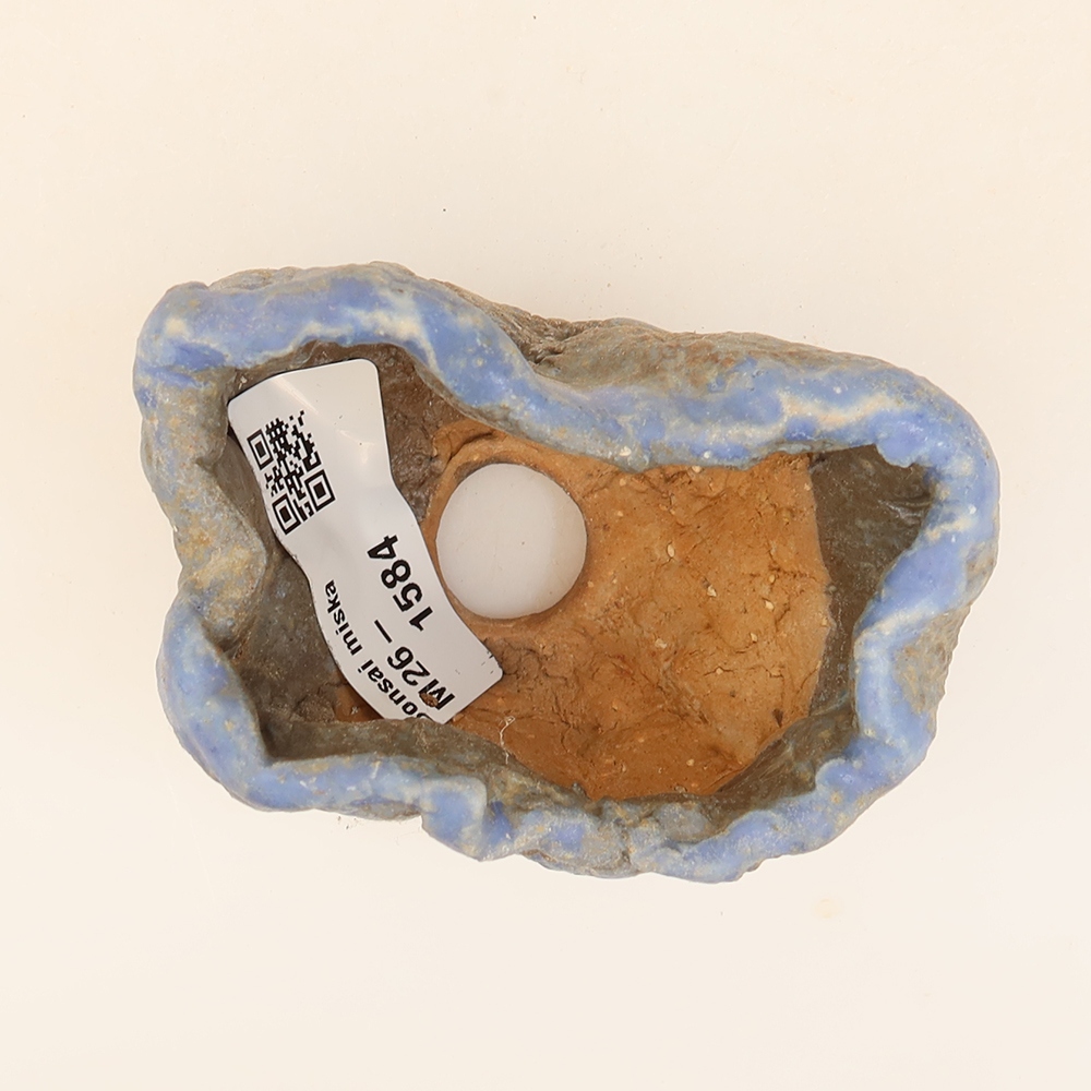 Ceramic Eggshell  5.5 x 3.5 x 5 cm, blue
