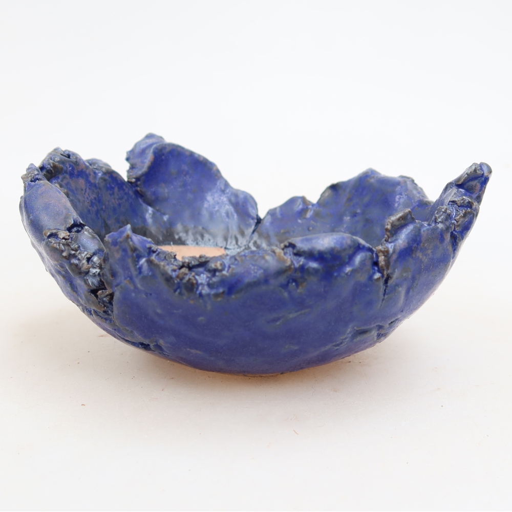 Ceramic Shell  11.5 x 10.5 x 5.5 cm, blue
