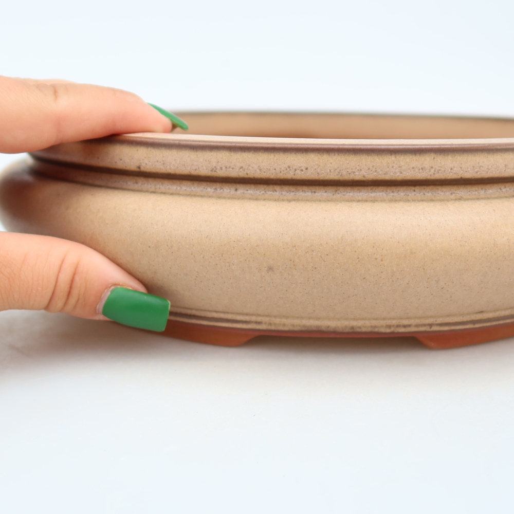 Ceramic Bowl  23 x 23 x 7 cm, beige
