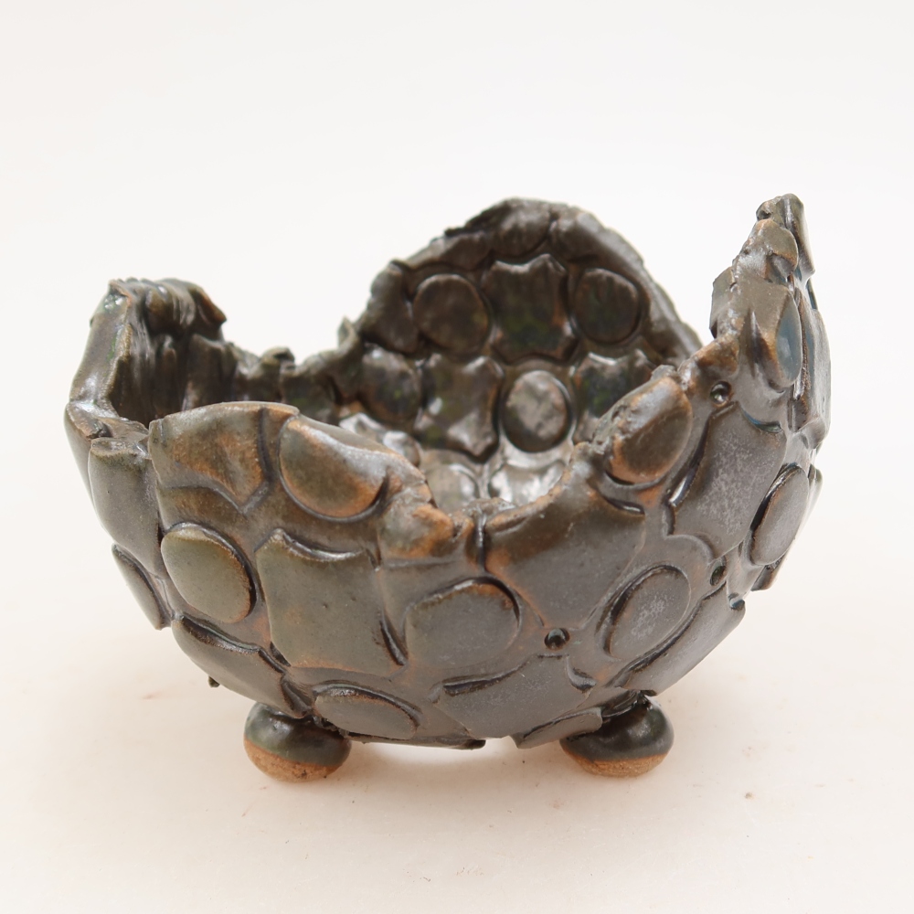 Ceramic Shell  10.5 x 10 x 7.5 cm, brown-green