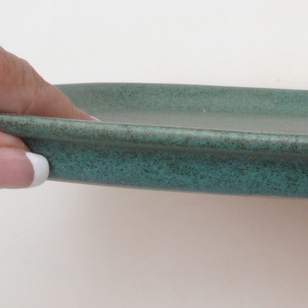 Ceramic saucer H09 - 28.5 x 19.5 x 1.5 cm - green