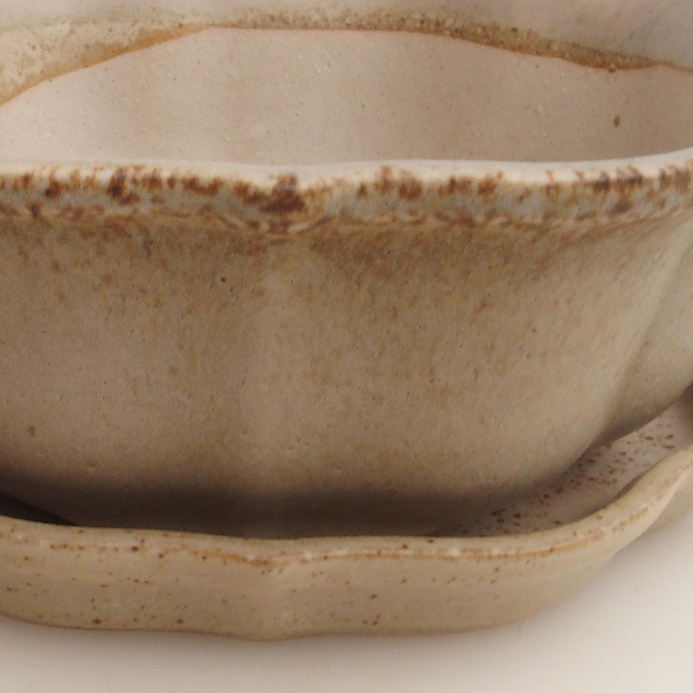 Bonsai bowl + saucer H06 - 14.5 x 14.5 x 5 cm. - beige