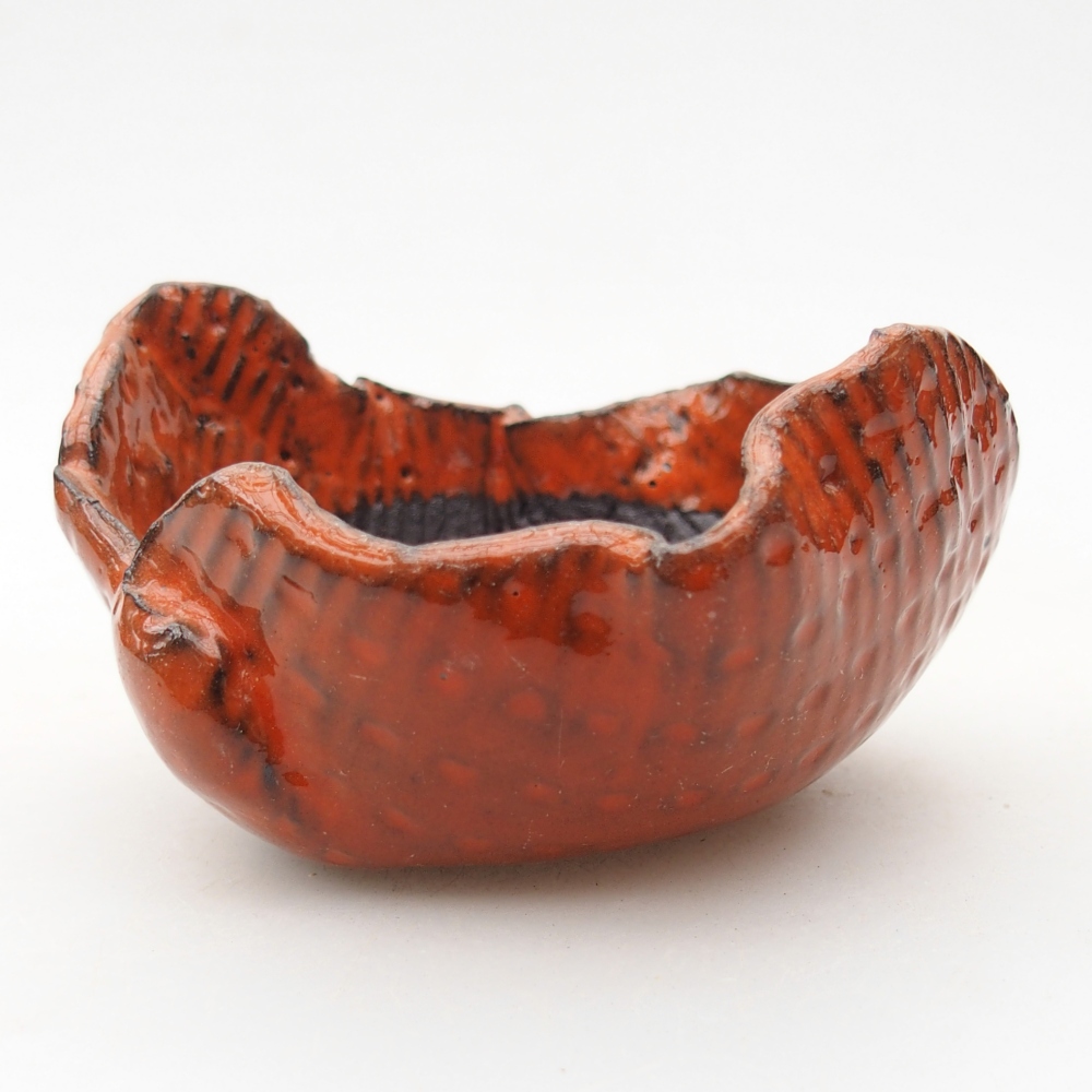 Ceramic Shell 8,5 x 8,5 x 5 cm , colour orange