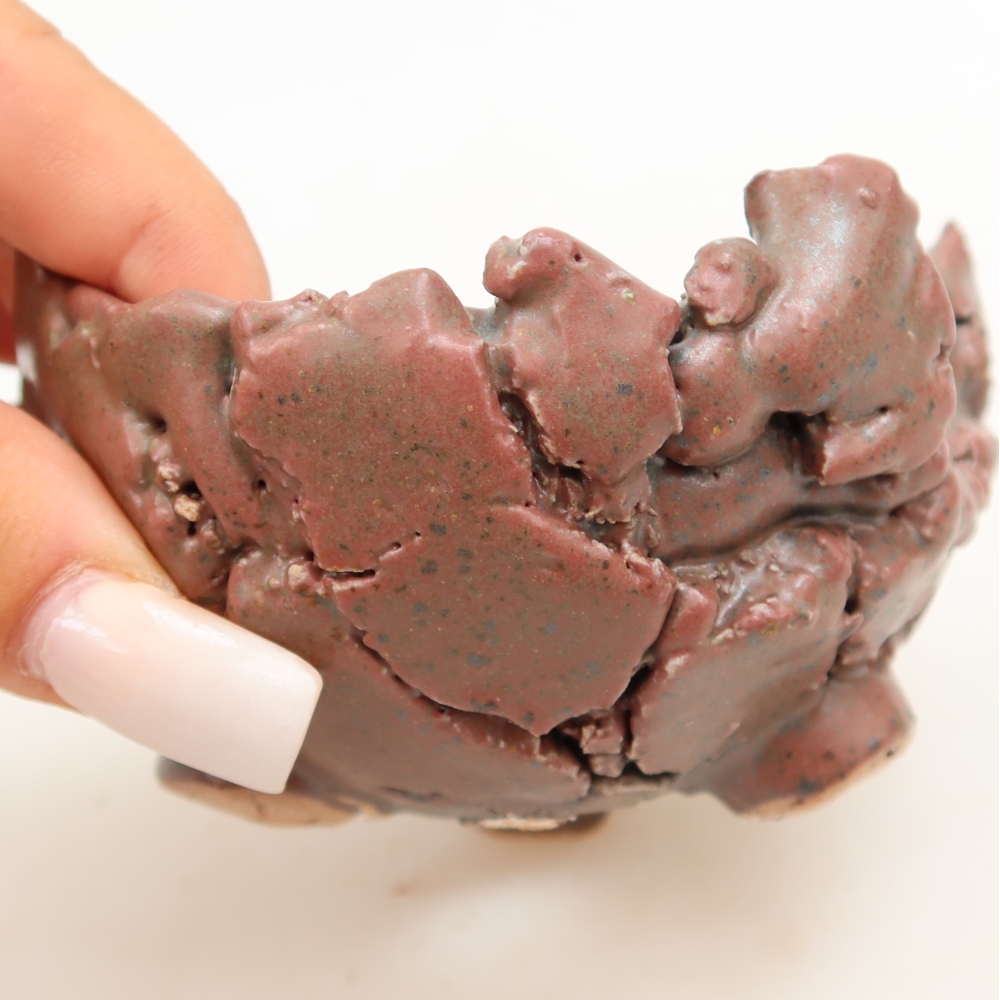 Ceramic Eggshell, 9.5 x 9 x 5 cm, pink