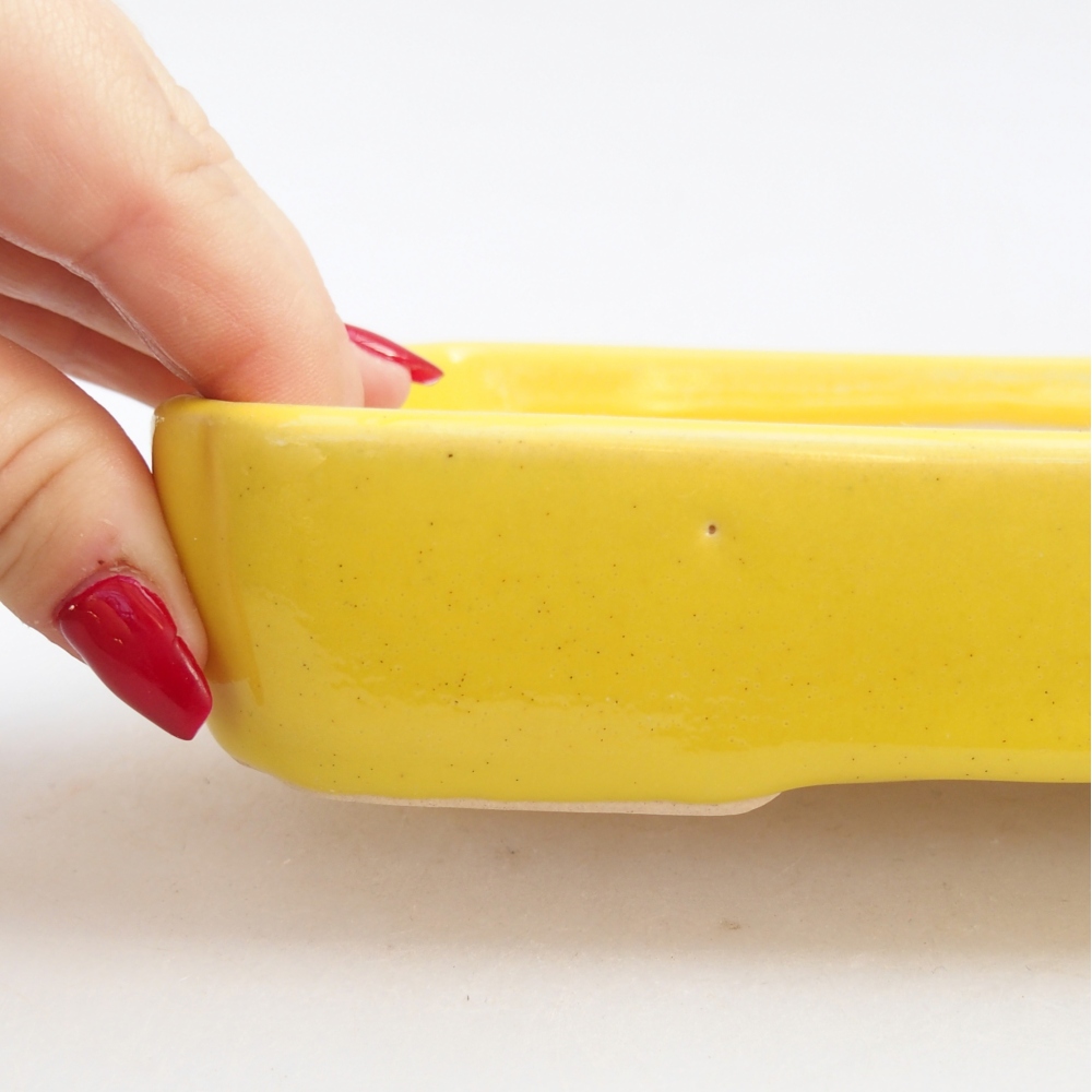 Ceramic bonsai bowl 18,5 x 13,5 x 3,5 cm, yellow