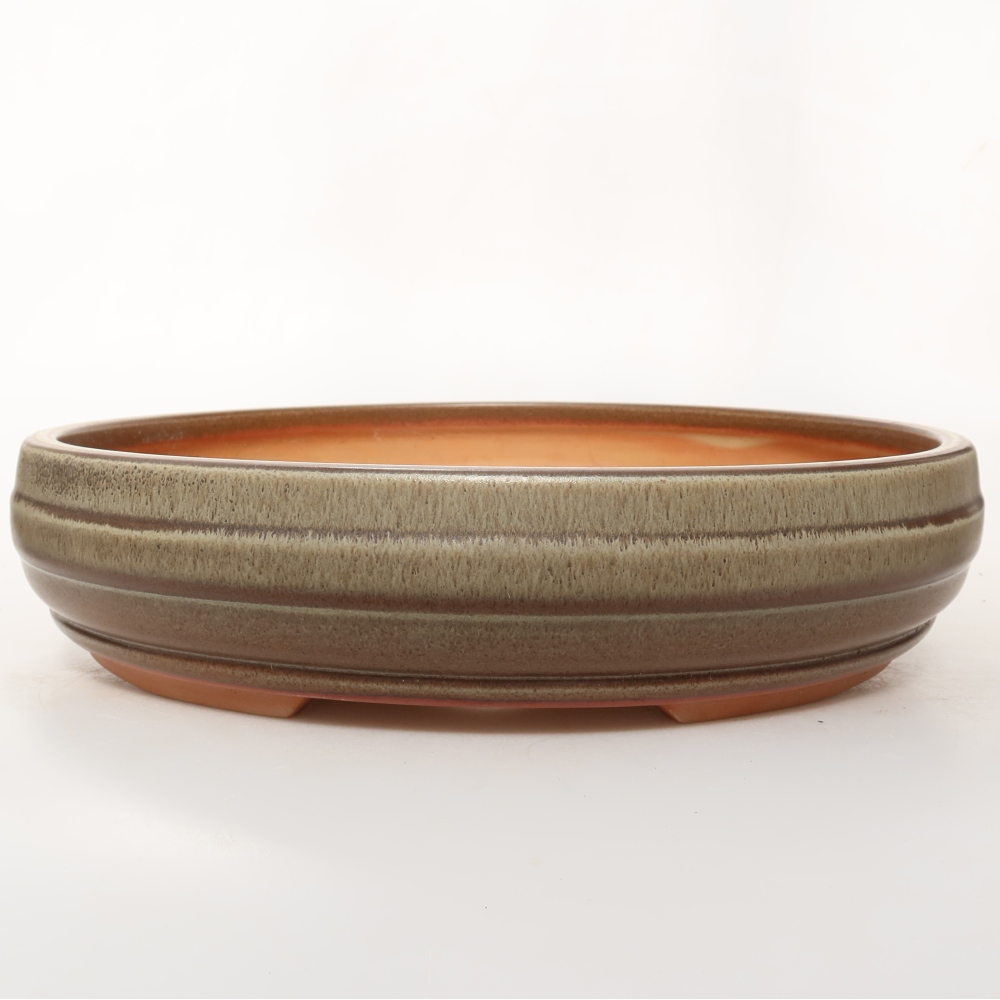 Ceramic Shell  33 x 33 x 7.5 cm, brown