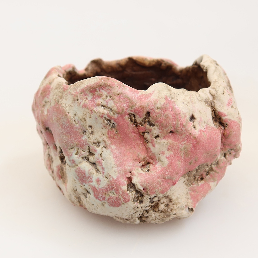 Ceramic Eggshell  6 x 6 x 5.5 cm, pink