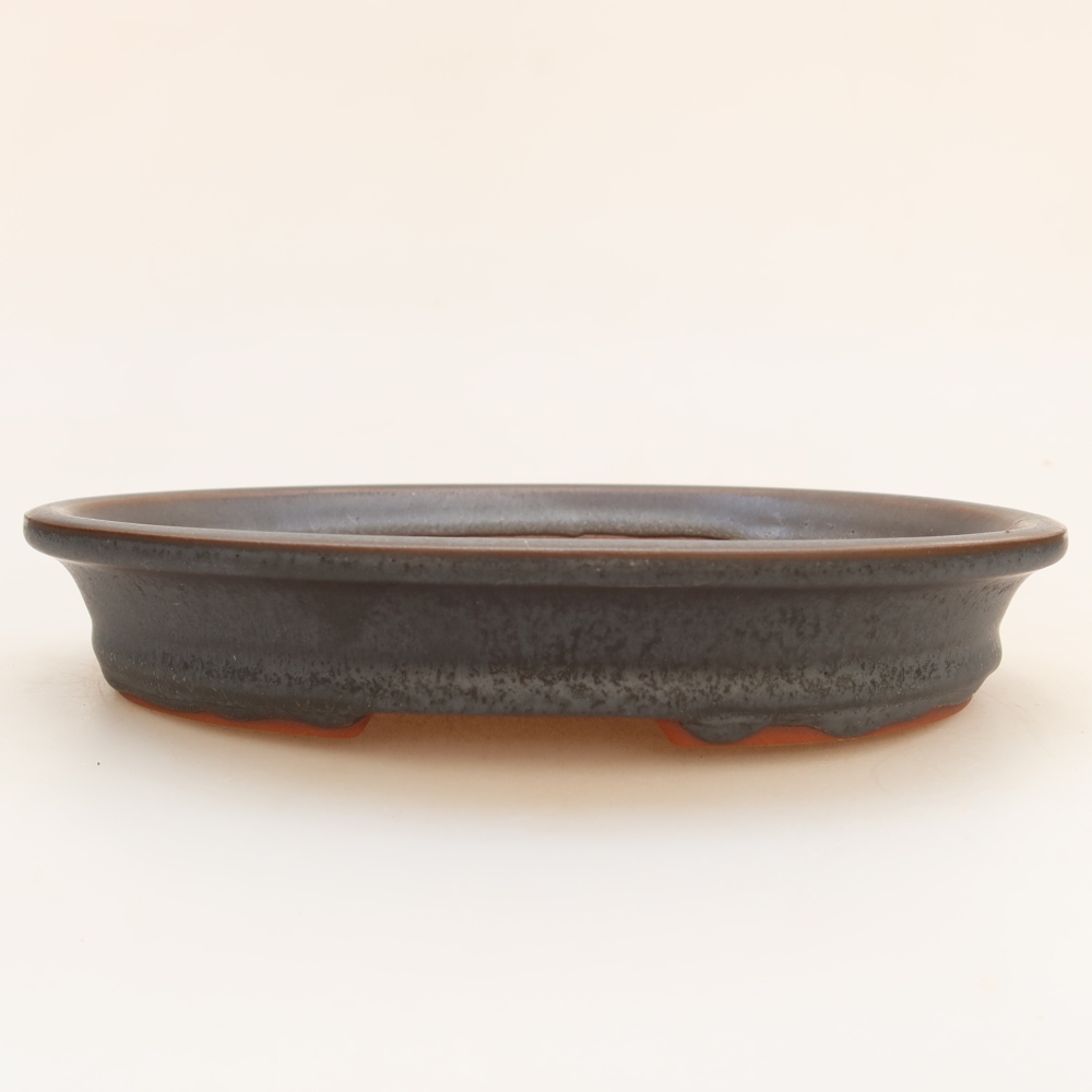 Ceramic Bowl  21 x 15 x 4 cm, metallic color