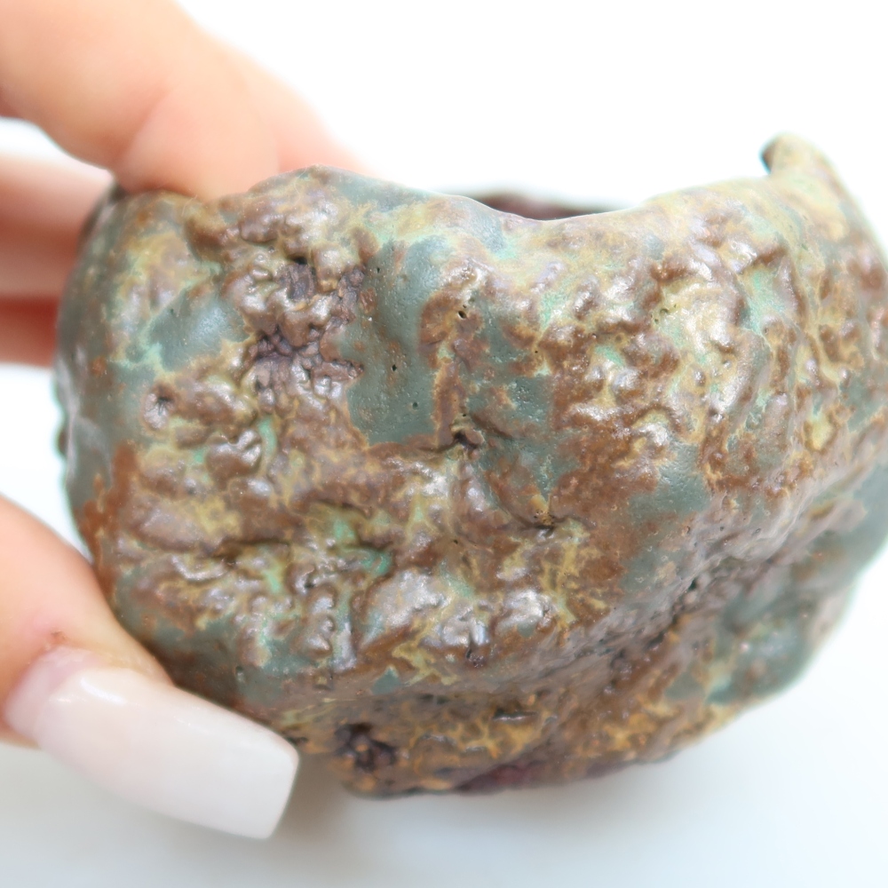 Ceramic Shell, 7 x 6.5 x 5.5 cm, green