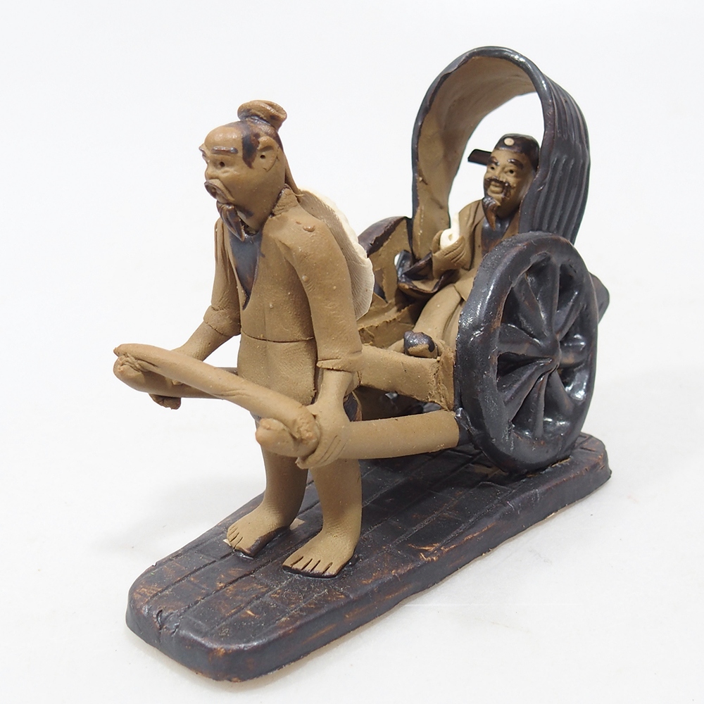 Ceramic figurine - carriage
