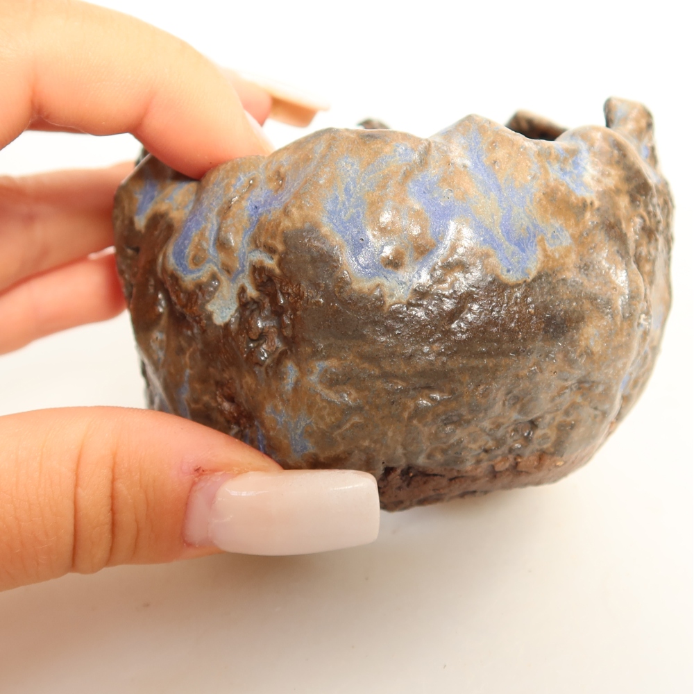 Ceramic Shell, 7.5 x 7.5 x 5.5 cm, blue-brown