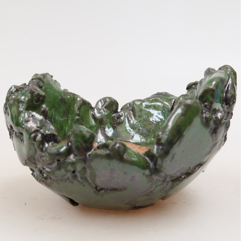 Ceramic Shell, 9.5 x 9 x 6 cm, green