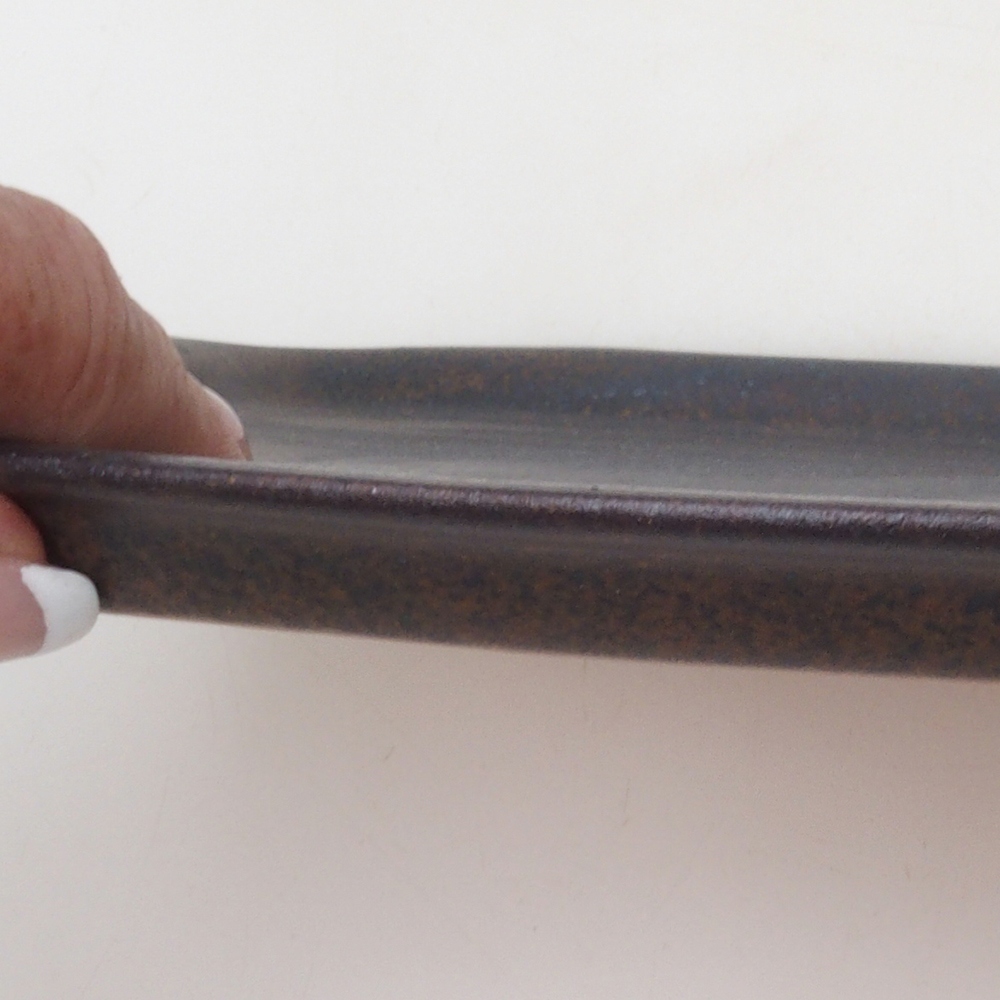 Ceramic saucer H08 - 22.5 x 16 x 1 cm - brown