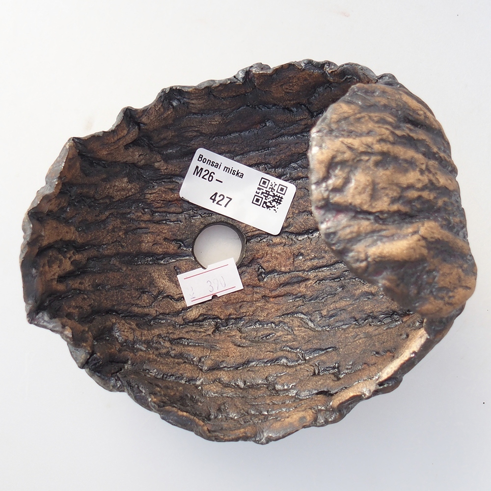 Ceramic Shell 13 x 12,5 x 12,5 cm , colour brown