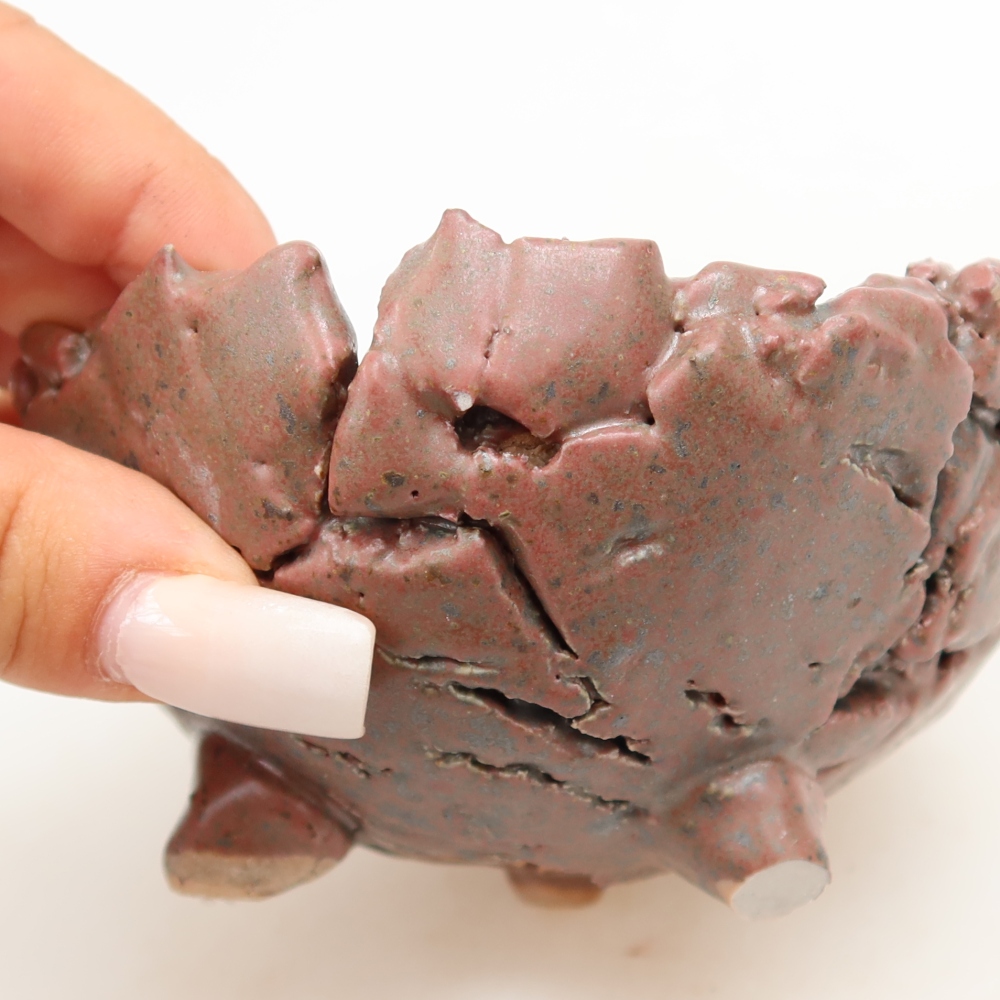 Ceramic Eggshell, 10.5 x 10.5 x 7 cm, pink