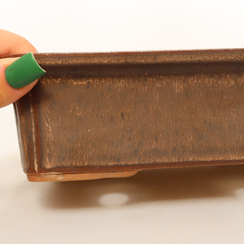 Ceramic Bowl  20 x 15.5 x 6 cm, brown