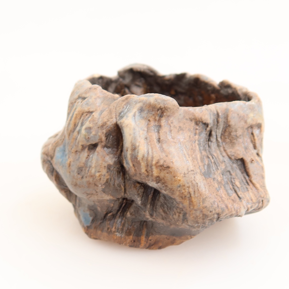 Ceramic Eggshell  5 x 5 x 5.5 cm, blue