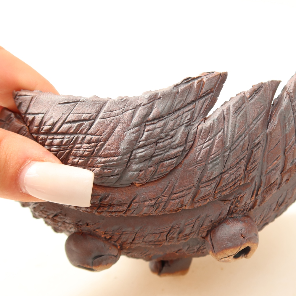 Ceramic Shell  15.5 x 12 x 9 cm, brown