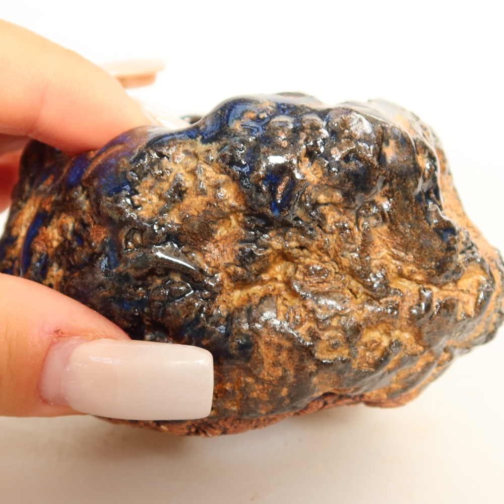 Ceramic Shell, 7 x 7 x 5.5 cm, blue-brown