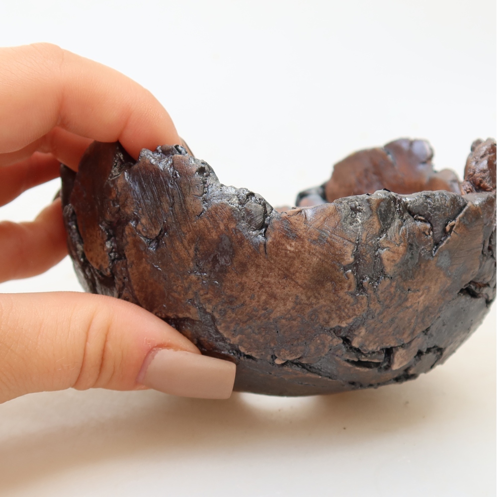 Ceramic Shell 11 x 10 x 6,5 cm , colour brown