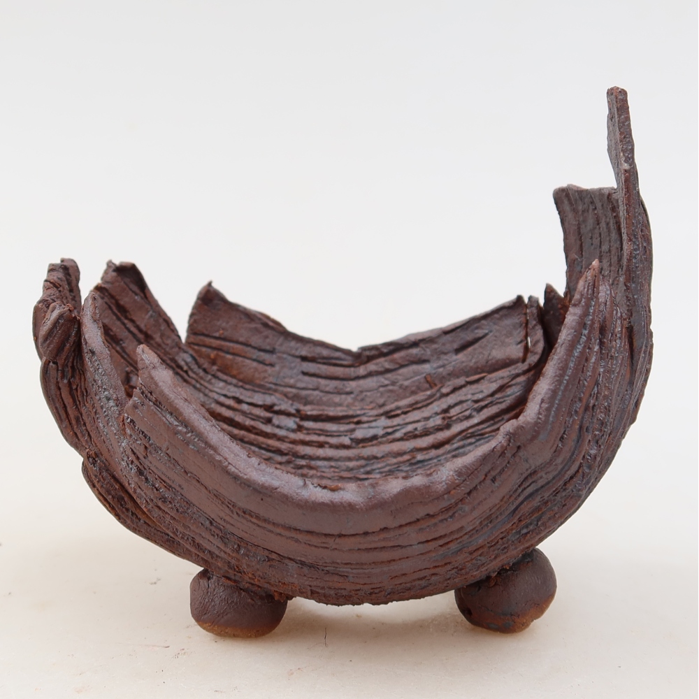 Ceramic Shell, 9.5 x 8.5 x 9 cm, brown