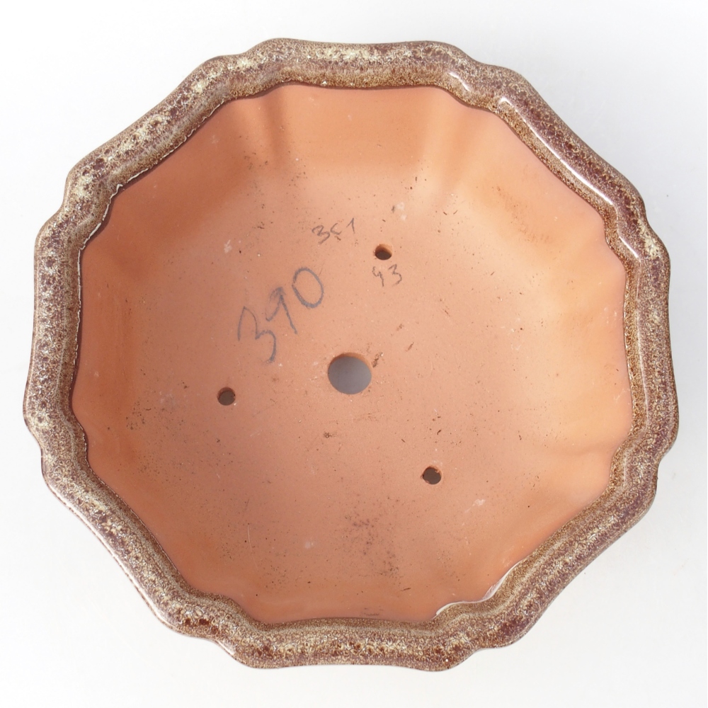 Bowl 23 x 22 x 7,5 cm brown