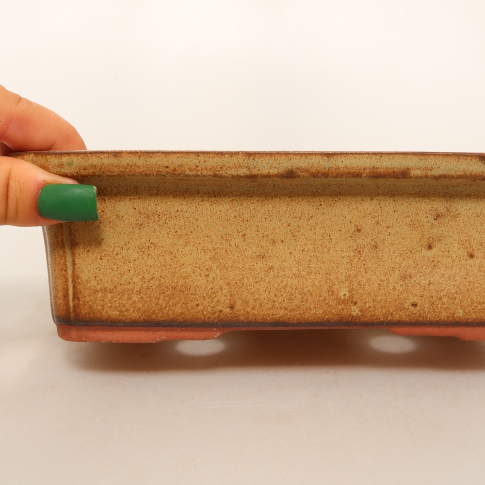 Ceramic Bowl  20 x 15.5 x 6 cm, brown