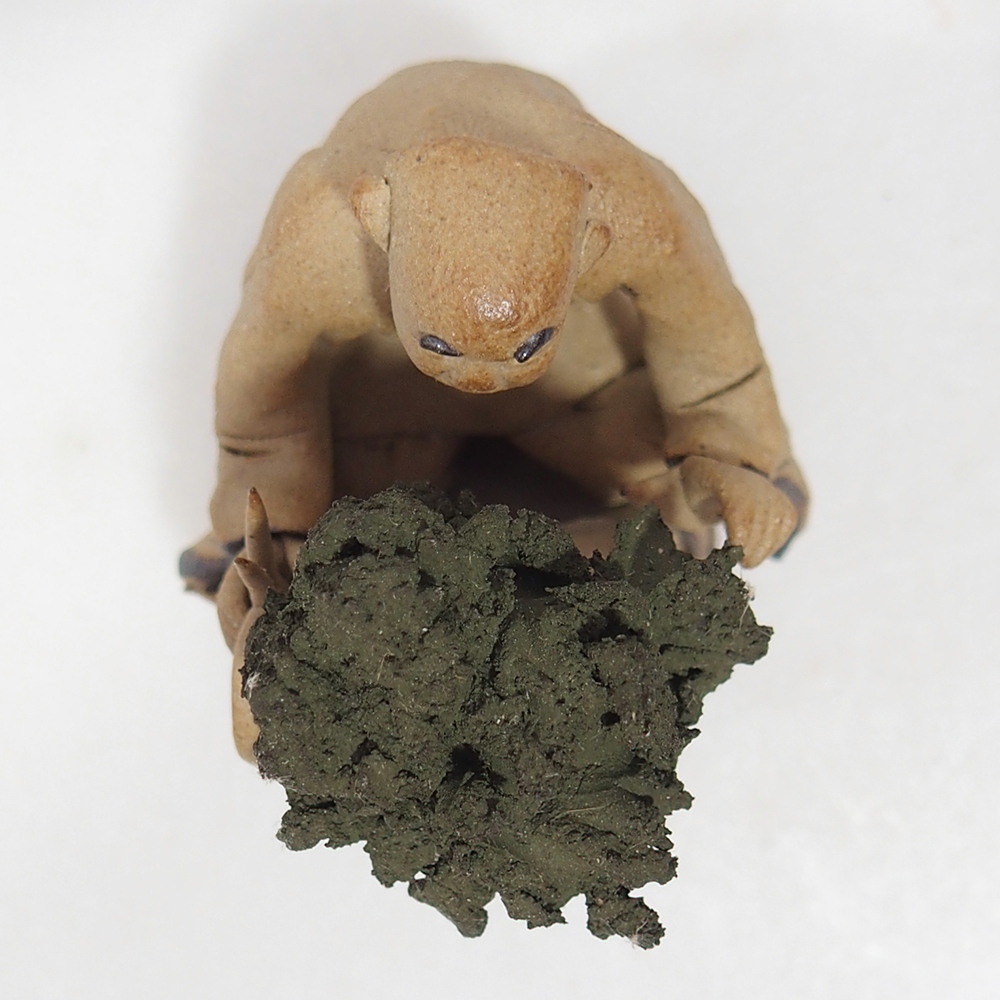 Ceramic figurine - Bonsaiista