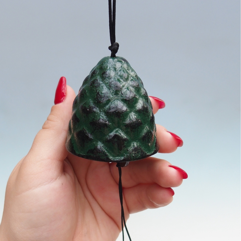 Metal wind chime, green