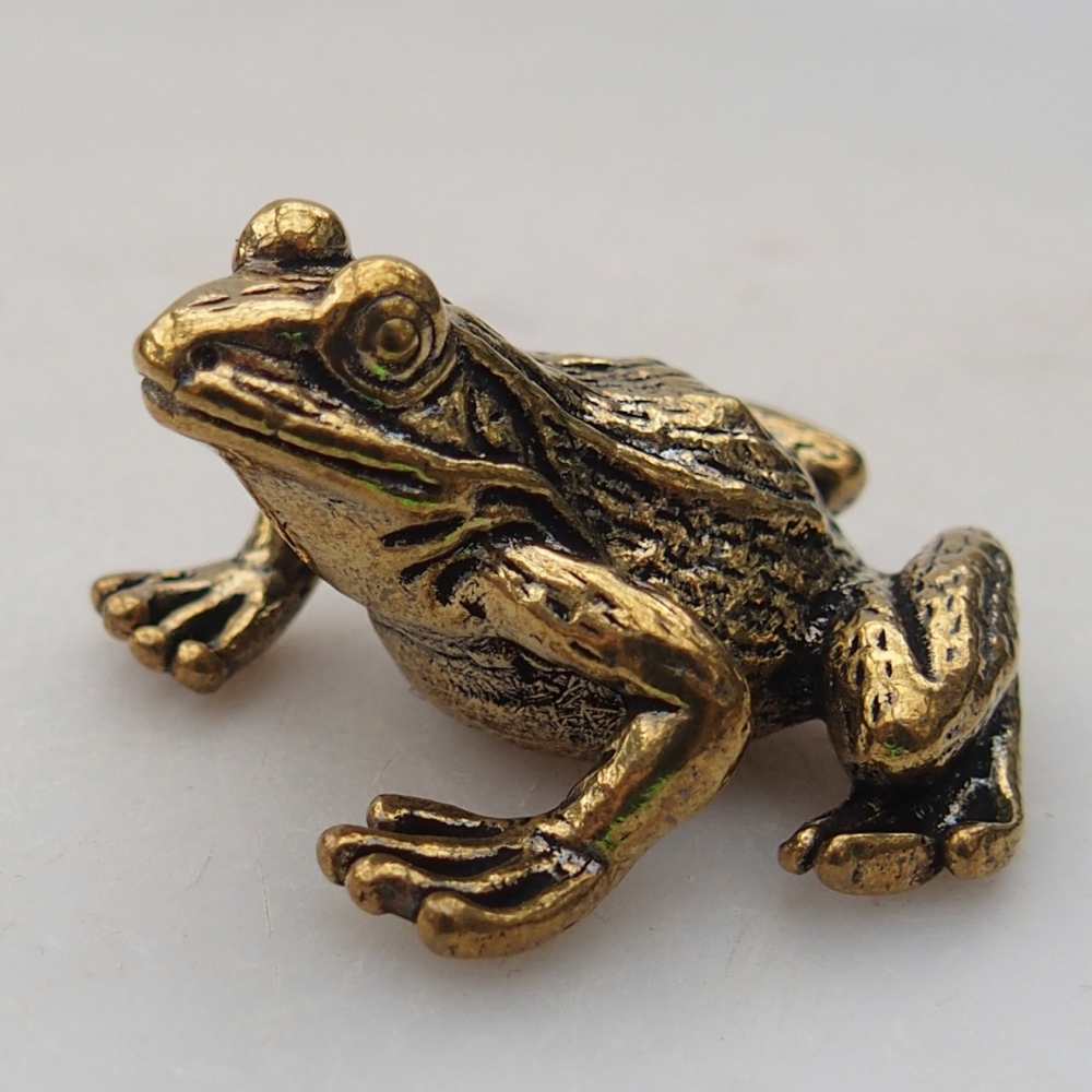 Metal figurine - frog