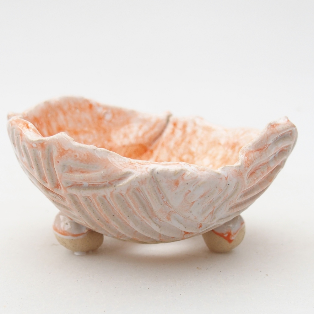Ceramic Shell 8 x 8 x 4,5 cm , colour orange
