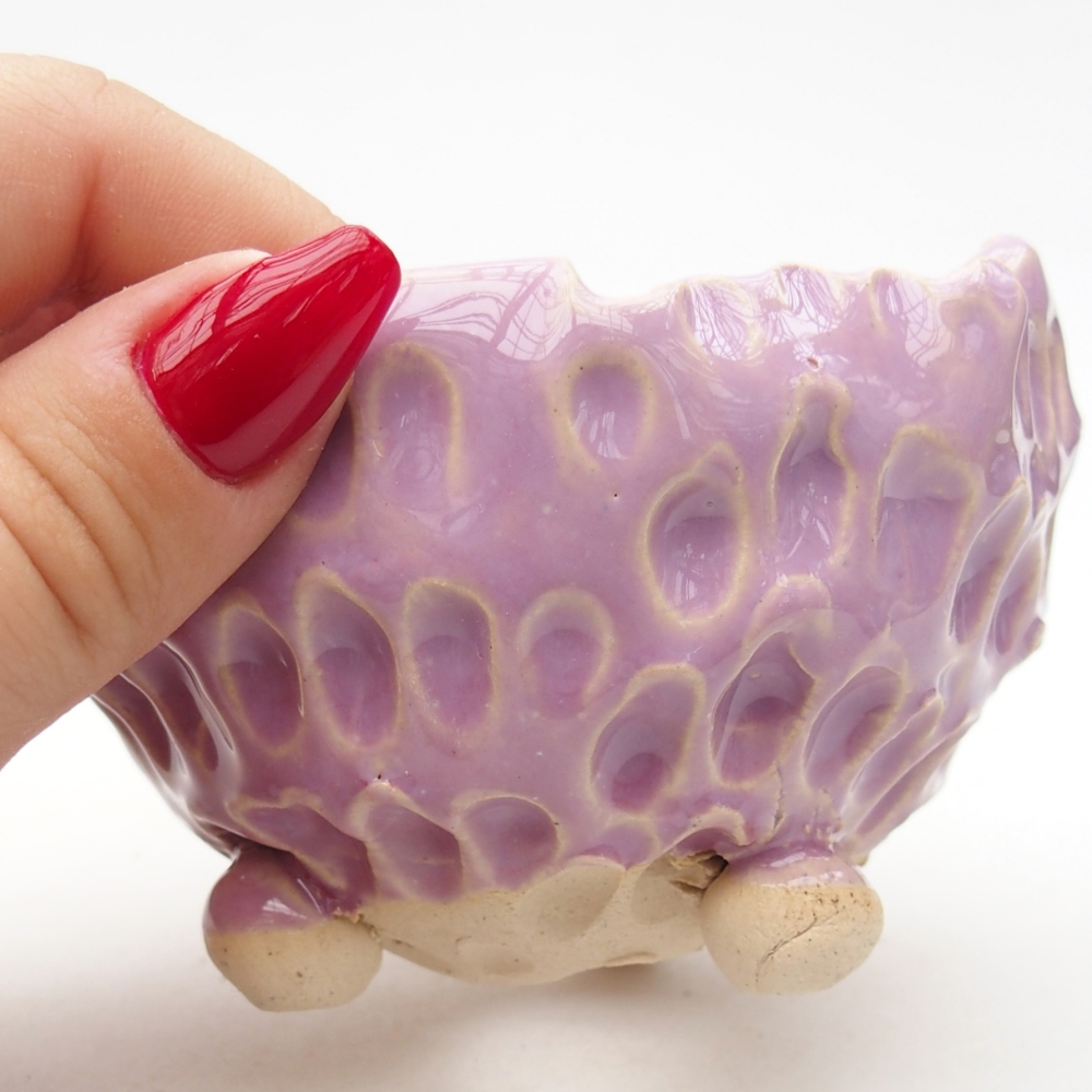 Ceramic shell 8,5 x 8 x 6,5 cm , colour purple