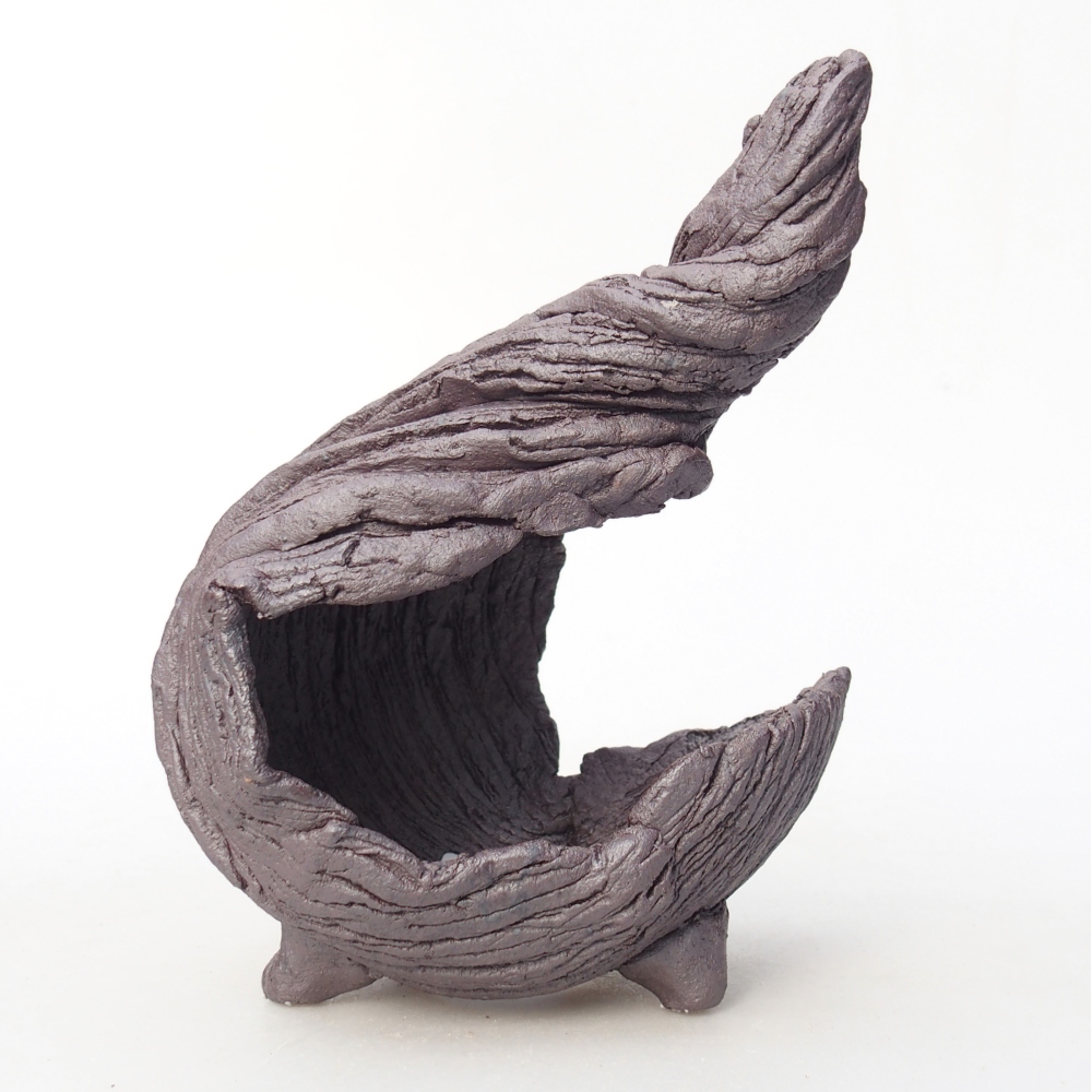 Ceramic Shell 10 x 8,5 x 12,5 cm , metallic colour