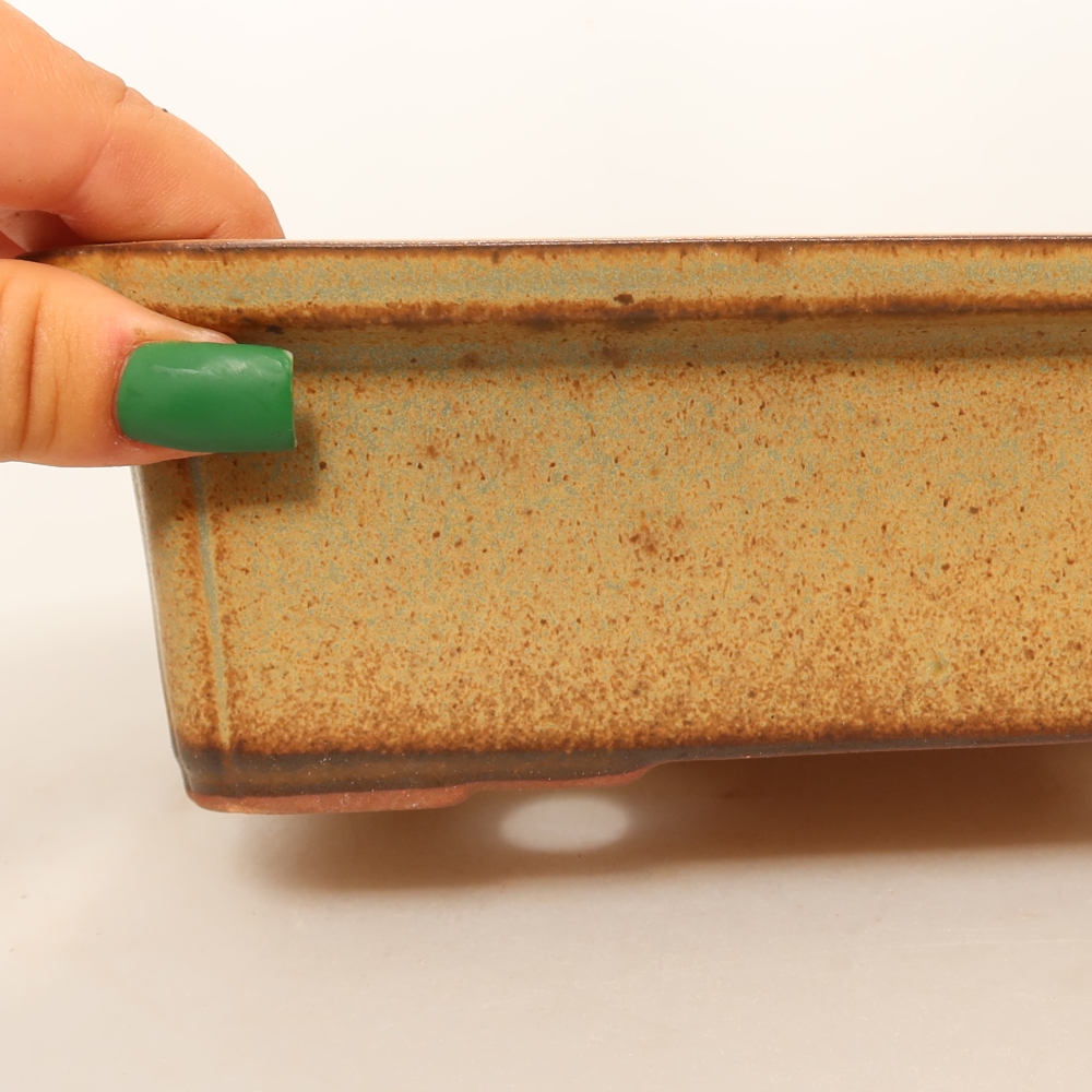 Ceramic Bowl  20 x 15.5 x 6 cm, brown