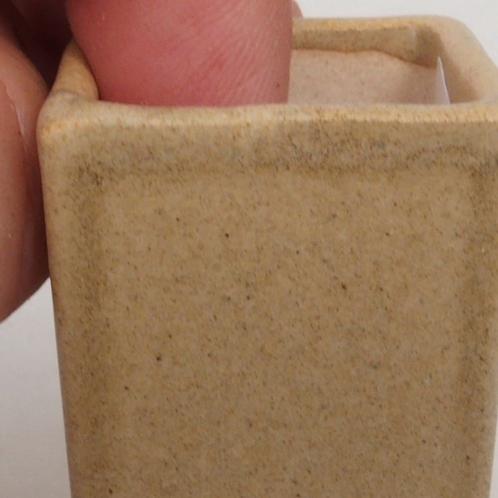 Mini bonsai bowl 3 x 3 x 5,5 cm, color brown