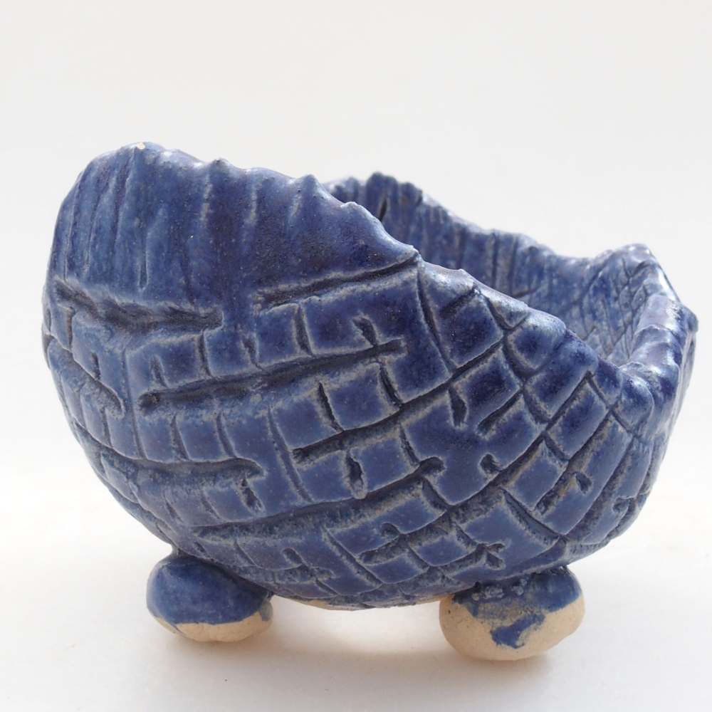 Ceramic shell 7 x 7 x 6 cm, color blue