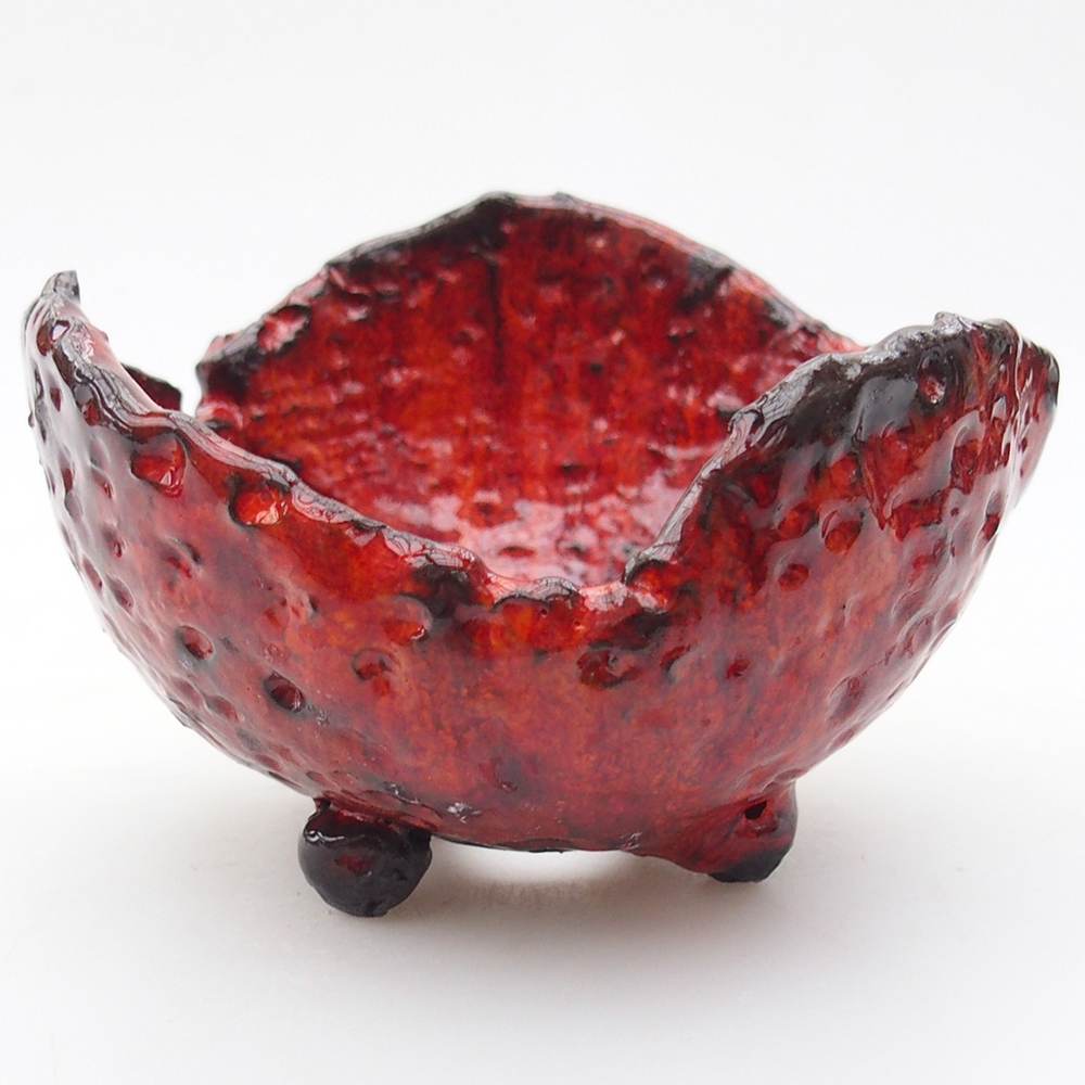 Ceramic Shell 10 x 9,5 x 7 cm , colour red