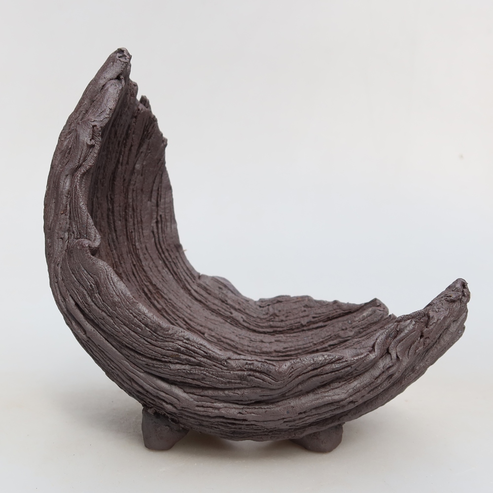 Ceramic Shell  13.5 x 11 x 13.5 cm, brown