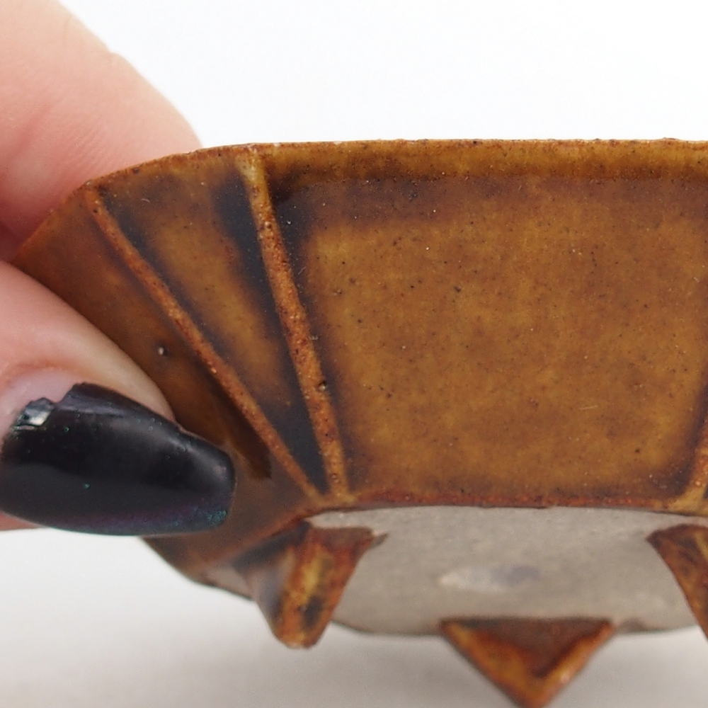 Ceramic bonsai bowl 8,5 x 8 x 2,5 cm, brown