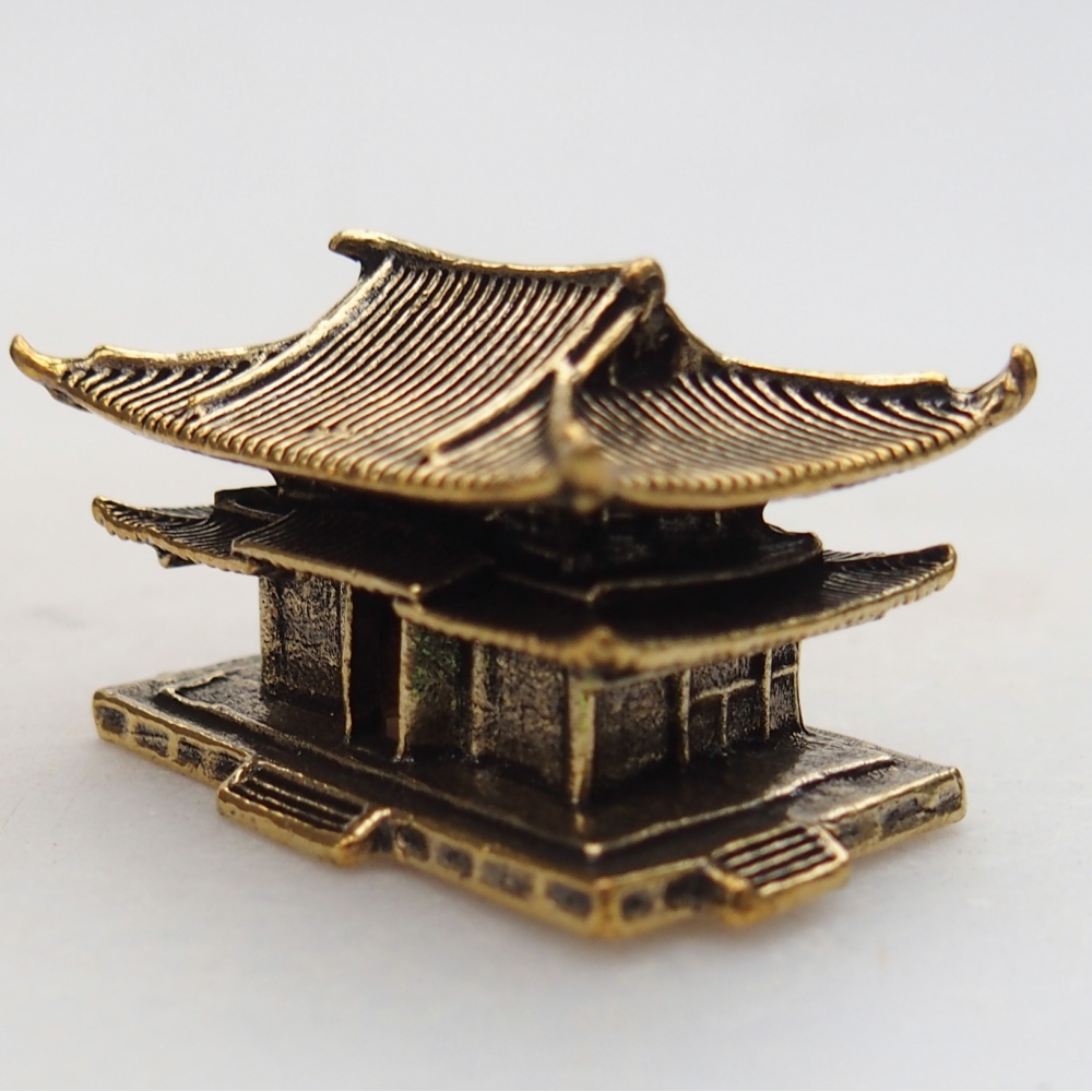 Metal figurine - hut