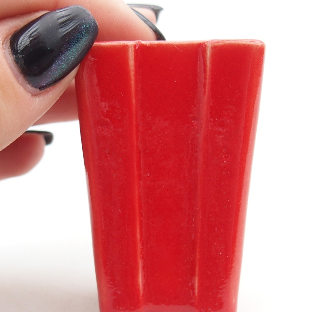 Mini bonsai bowl 3,5 x 3,5 x 5,5 cm, colour red