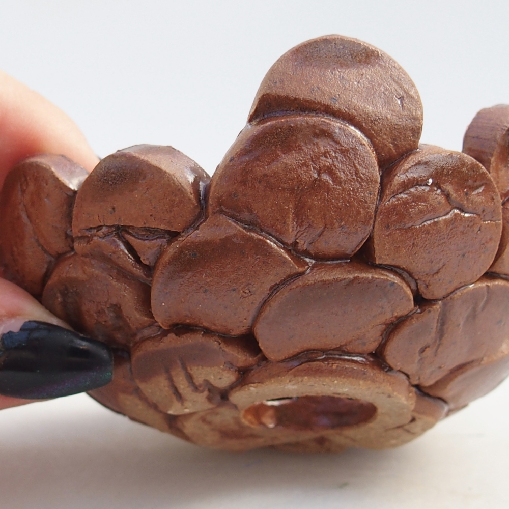 Ceramic Shell 8,5 x 8,5 x 4 cm , colour brown