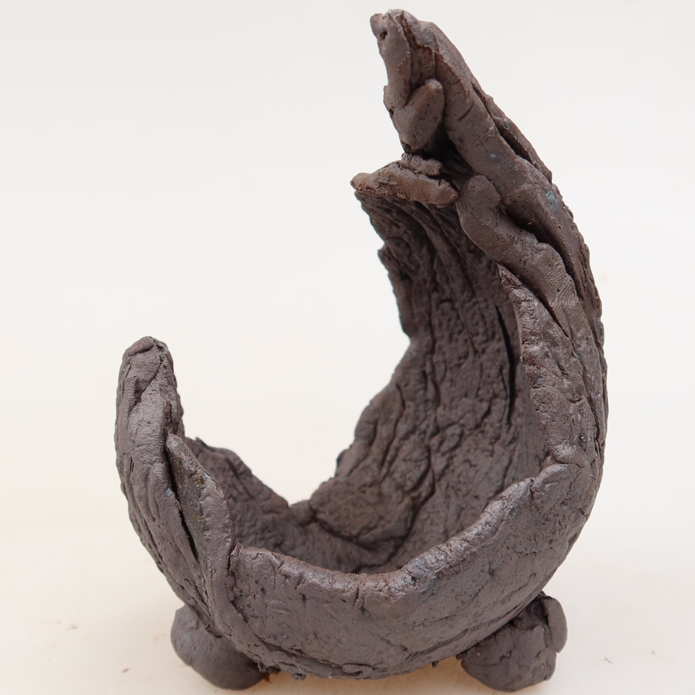 Ceramic Shell, 7.5 x 7 x 11.5 cm, brown