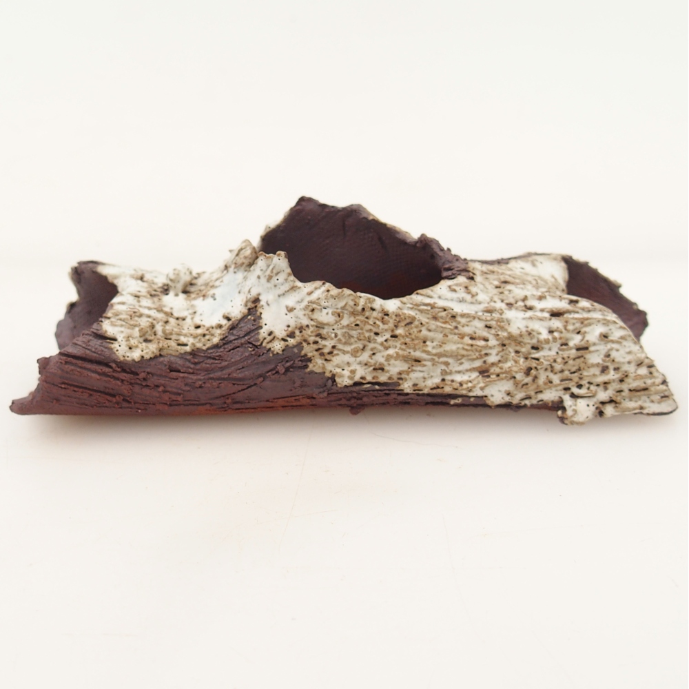 Ceramic Shell 11 x 4 x 3 cm , colour beige