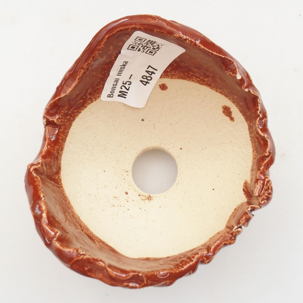 Ceramic shell 7,5 x 7,5 x 6 cm, color brown