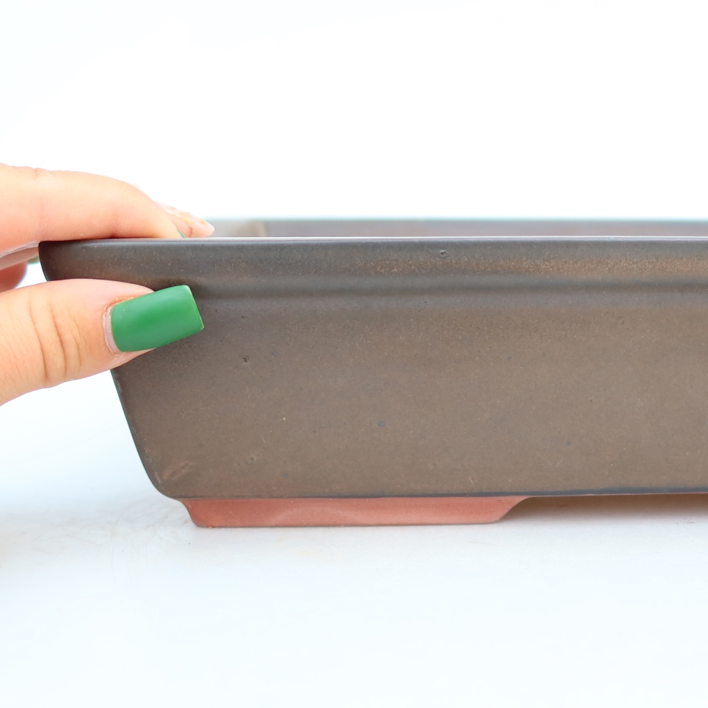 Ceramic Bowl  25.5 x 19 x 6.5 cm, brown