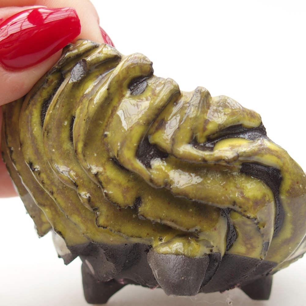 Ceramic shell 8,5 x 8 x 6 cm , yellow