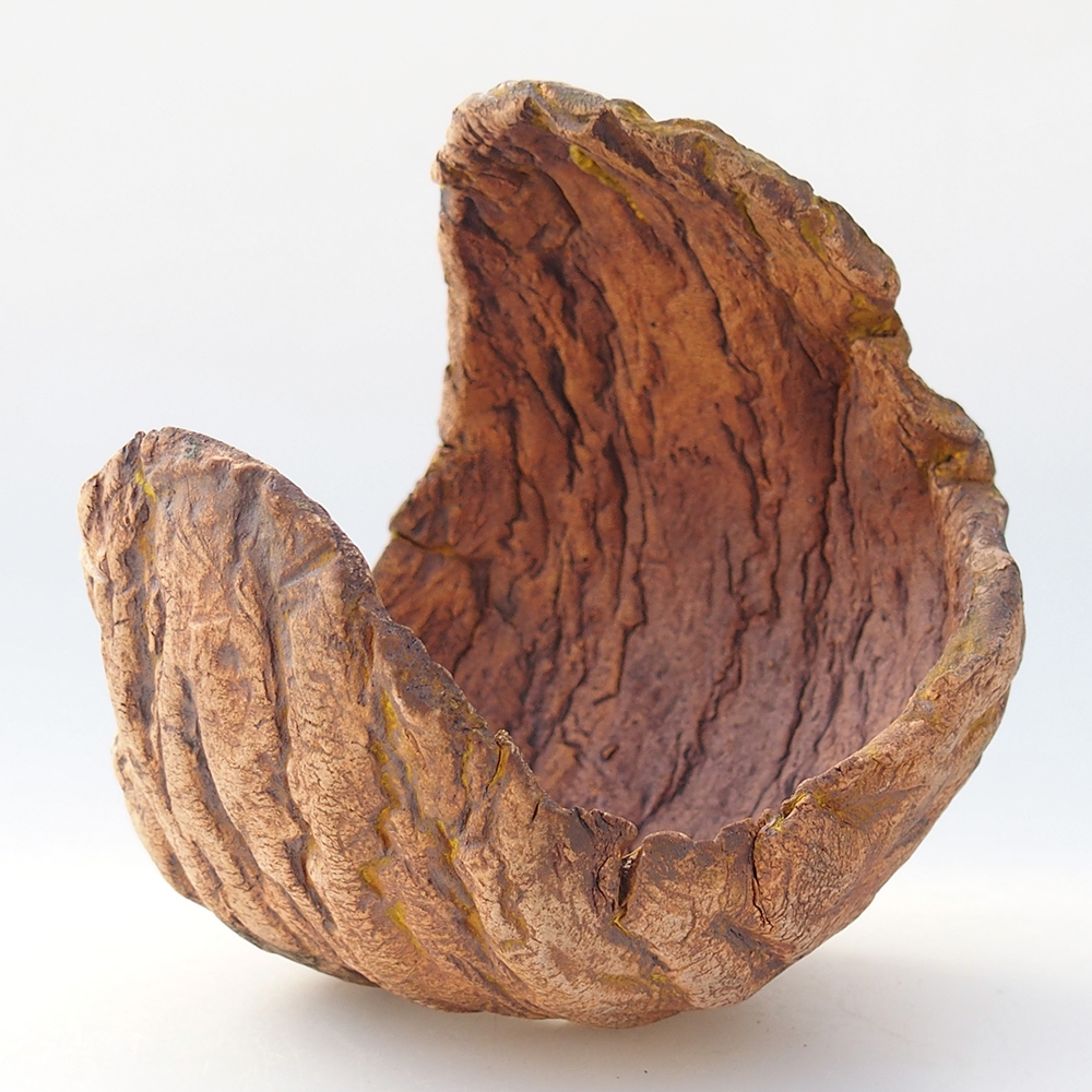 Ceramic Shell 10 x 9 x 12 cm , yellow